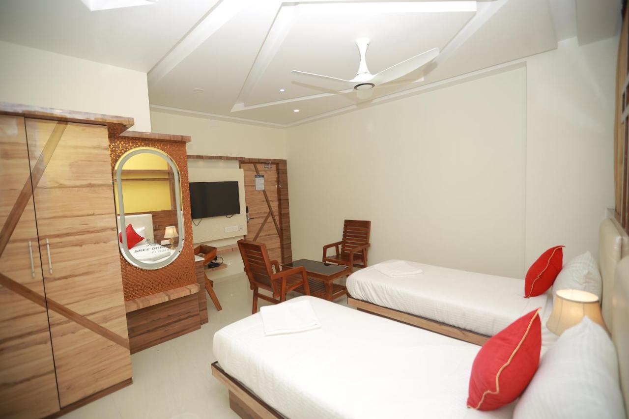 Sree Bharat Residency Hotel Alandurai Exterior photo
