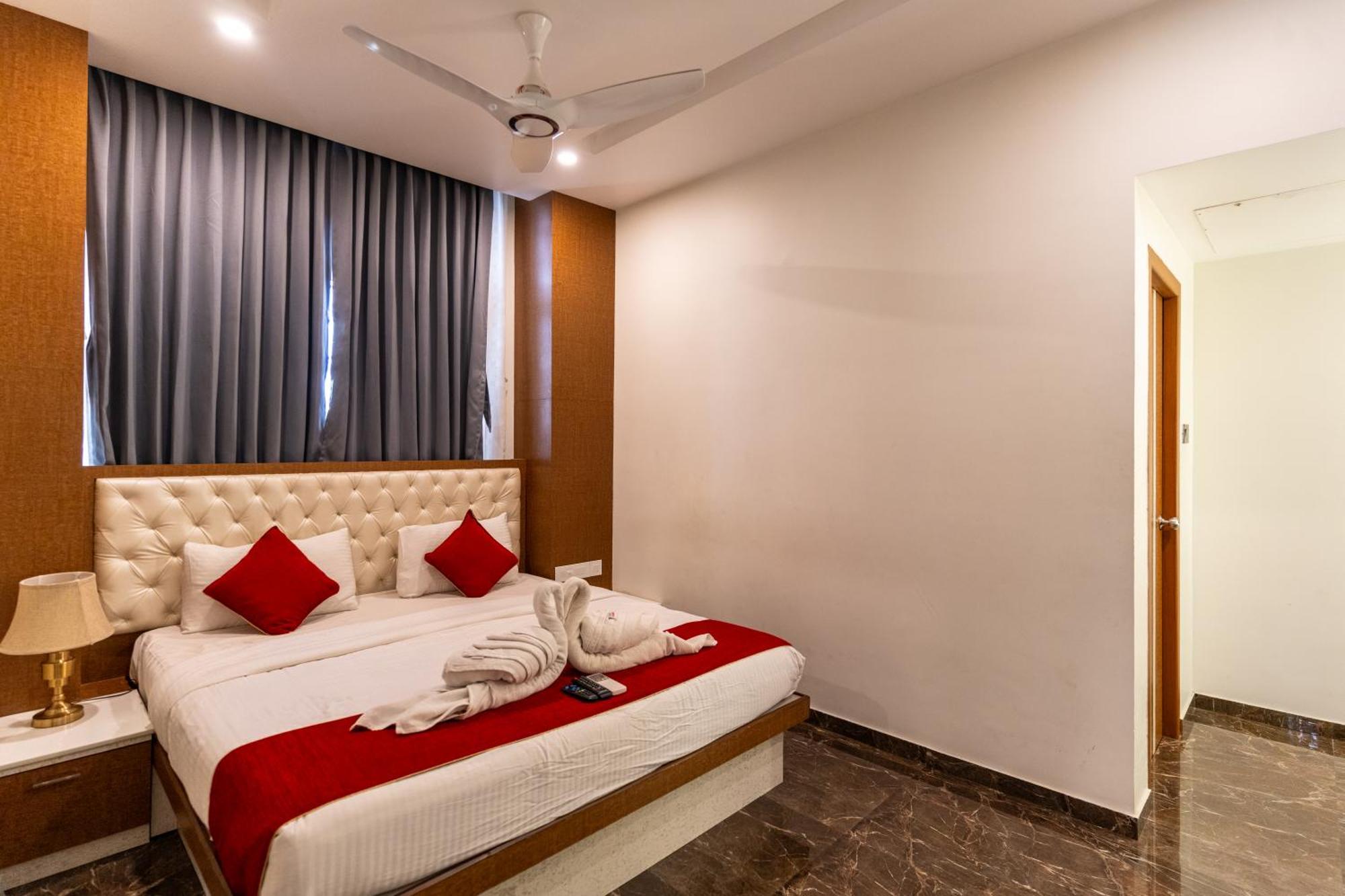 Sree Bharat Residency Hotel Alandurai Exterior photo